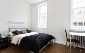Student Only, En-suite Room at South Bank